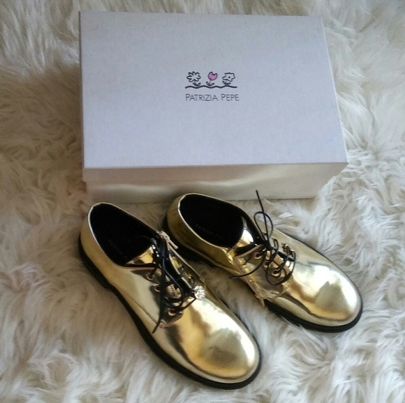 Patrizia Pepe Oxford Girls Gold Leather Derby Shoe - Picture 5 of 10